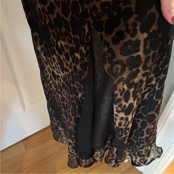 Beautiful Caara dress - NWT- XS - Picture 3 of 7